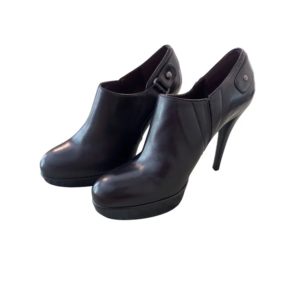 Stuart Weitzman Coverall Black Leather Platform Stiletto BootiesOW88613 7M. NWOT